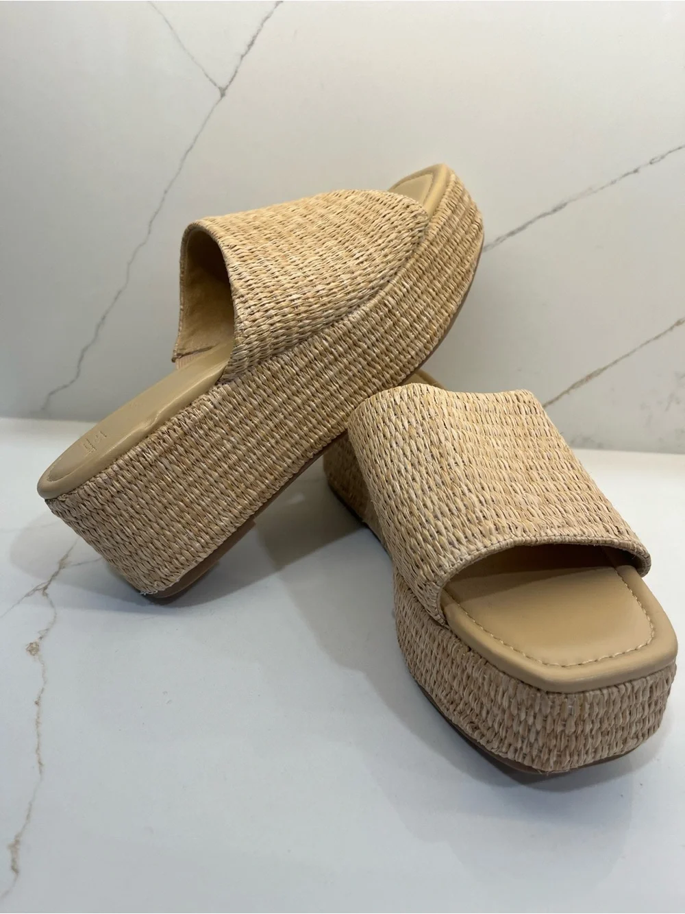 NWT Abercrombie & Fitch Natural Woven Tan Platform Slide Sandals